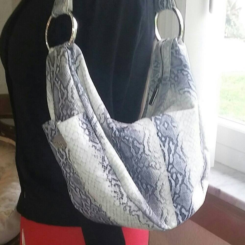 DX Touch W/rhinestone strap